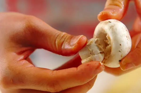 マッシュルームのアヒージョの作り方1