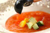彩り野菜の冷たいトマトスープの作り方の手順2