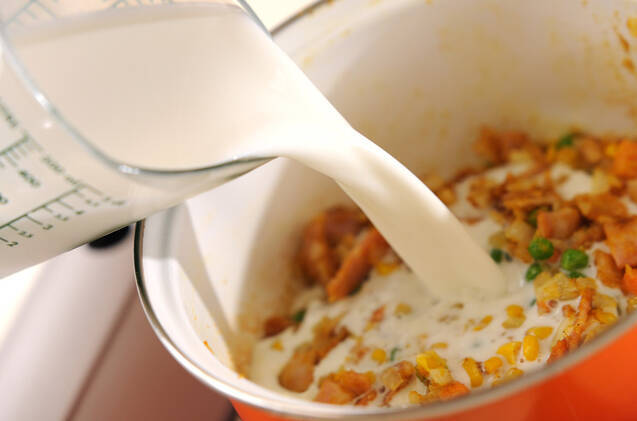 ミックスベジタブルのミルクスープの作り方の手順5