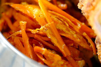 ニンジンシリシリ