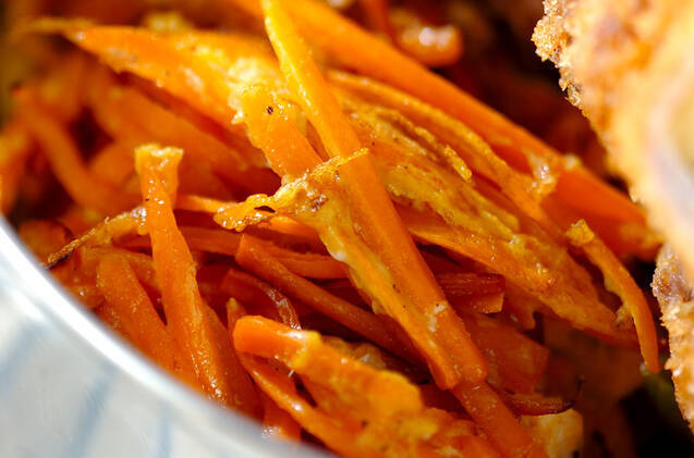 ニンジンシリシリ