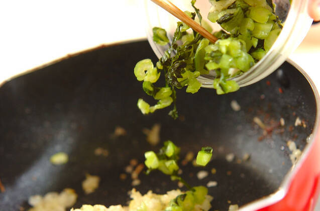 納豆と野沢菜の和風オムライスの作り方の手順5