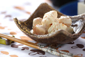 炒めイカとホタテのさっぱり梅マヨ和え