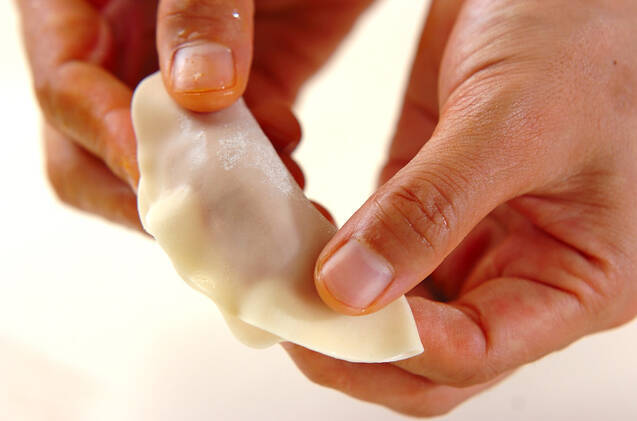 簡単揚げ餃子の作り方の手順1
