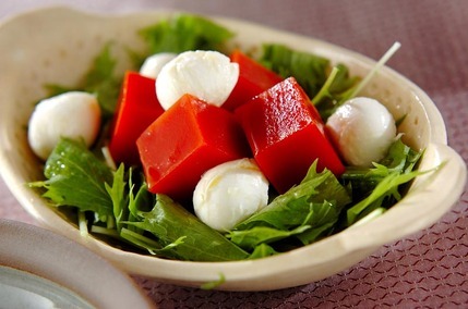 トマトの寒天サラダ