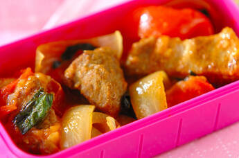 豚バラと玉ネギのカレー