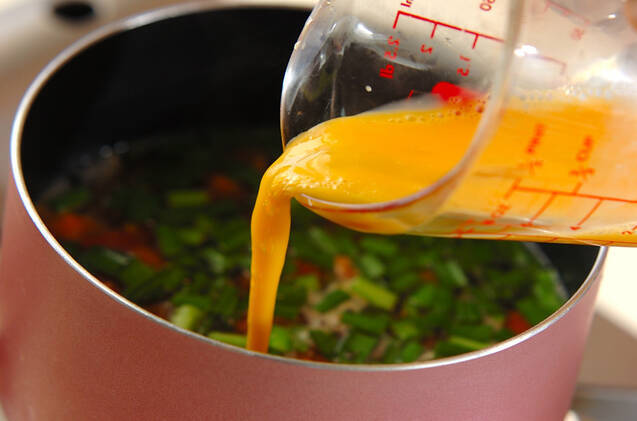 トマトとふんわり卵のスープの作り方の手順5