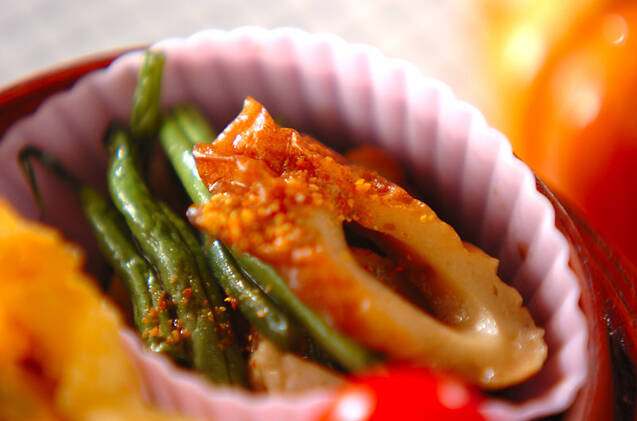 インゲンとちくわの炒め煮