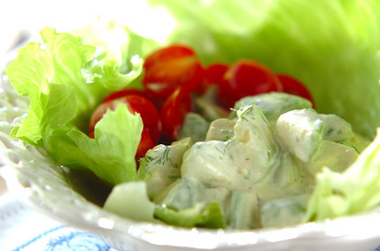 アボカドのディルマヨサラダ