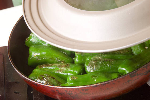 初めてでも失敗なし！ふっくらジューシーピーマンの肉詰めの作り方の手順5