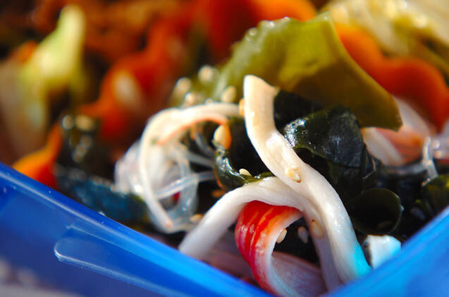 春雨とカニカマの酢しょうゆ和え