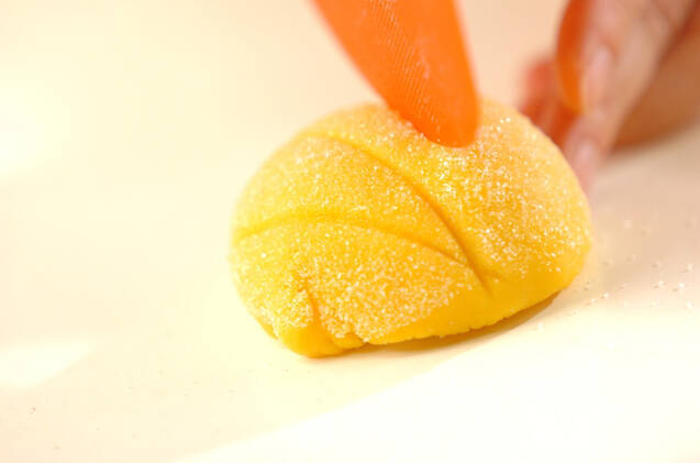 ハロウィンメロンパンの作り方の手順10