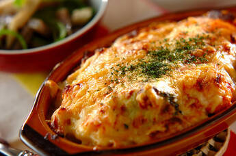 エビのマカロニグラタン