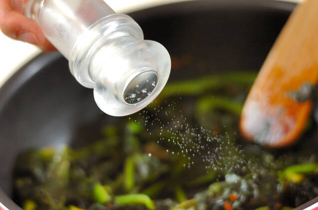 ワカメのピリ辛きんぴらの作り方の手順4