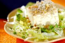 カリカリジャコ豆腐