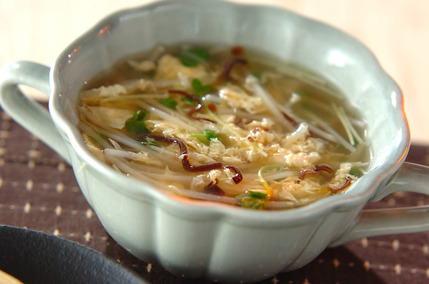 モヤシのふんわり卵スープ