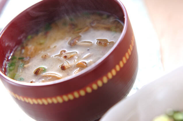 ブラウンエノキみそ汁