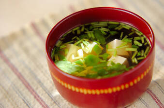 もずくと豆腐のお吸い物