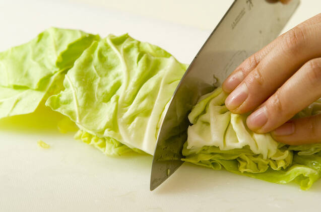 春キャベツの粒マスタード和えの作り方の手順1