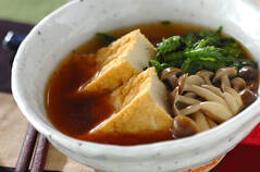 じゅわっと染みてる！昔ながらの厚揚げの煮物