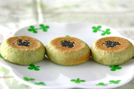 ヨモギあんぱん