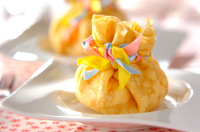 サワーチェリーのクレープ包み レシピ 作り方 E レシピ 料理のプロが作る簡単レシピ