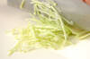 せん切りキャベツのサラダの作り方の手順1