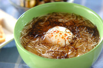 温泉卵入りにゅうめん