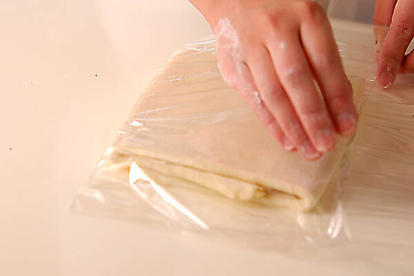 初めてでも作れる！基本のアップルパイの作り方の手順8