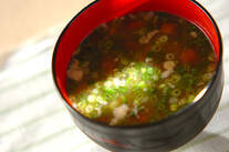 納豆とナメコのみそ汁