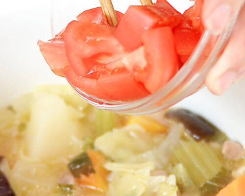 トマト味煮こみの作り方の手順2