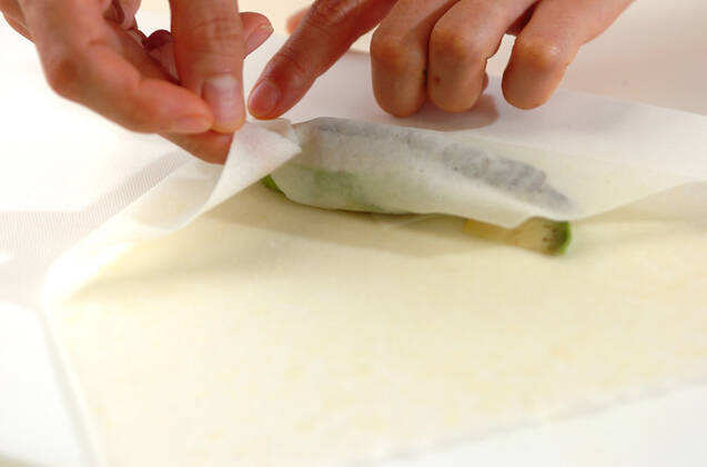 エビ春巻きの作り方の手順2