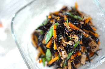 芽ヒジキと油揚げの煮物+混ぜ巻き寿司