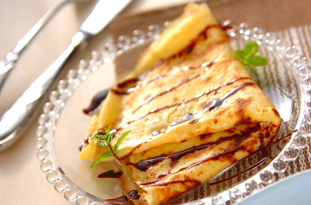 生地から手作りしよう！クレープ　もちもち食感 人気のチョコバナナ