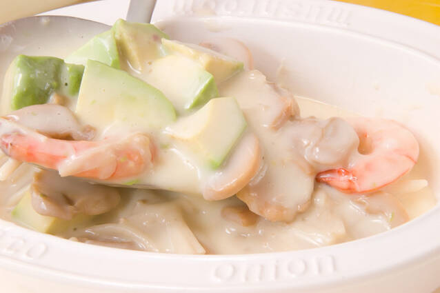 アボカドとエビのグラタンの作り方の手順10