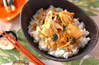 豚肉と大葉のみそ炒め丼