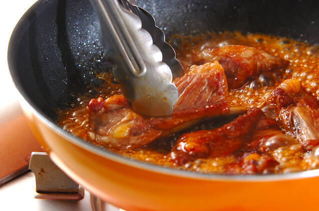 スペアリブのフルーツ煮の作り方の手順3