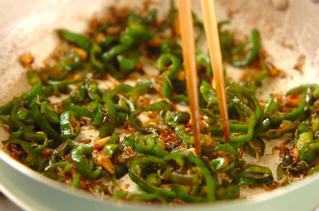 ピーマンのジャコ炒めの作り方の手順3