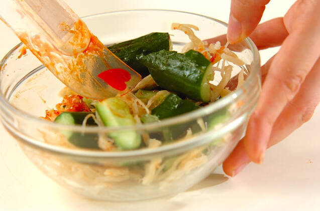 サキイカとキュウリのコチュジャン和えの作り方の手順4