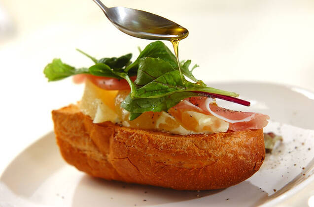 グレープフルーツと生ハムのタルティーヌの作り方の手順2