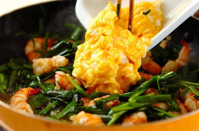 エビとニラの炒め物の作り方の手順6