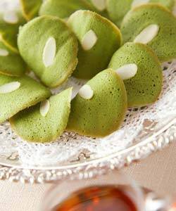 抹茶のチュイル