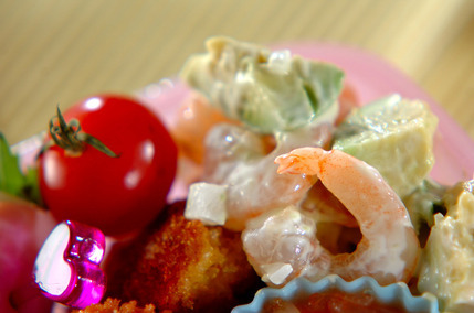 エビとアボカドのサラダ