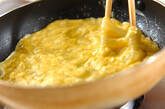 バジル風味トロトロ卵の作り方1