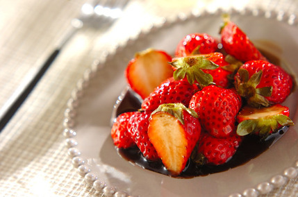 イチゴのマリネ