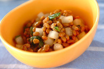 塩もみ大根納豆