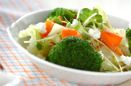 スモークサーモンサラダ