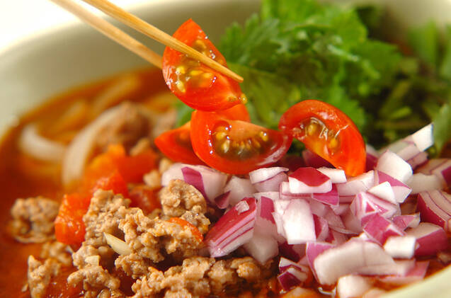 トマトエスニックうどんの作り方の手順8