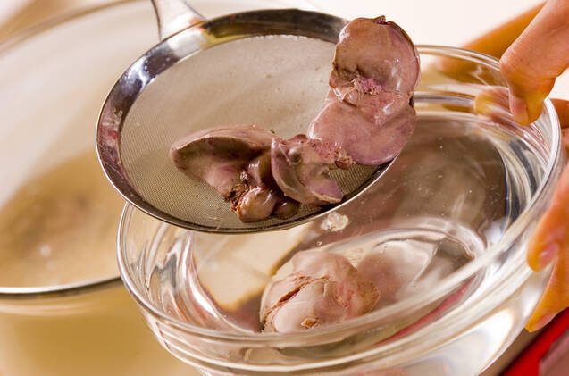 鶏レバーカレー風味揚げの作り方の手順1