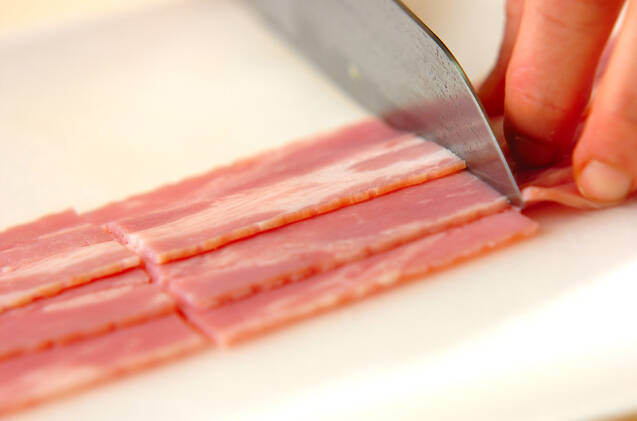 簡単時短！ベーコンエッグ 5分で完成の作り方の手順1